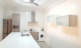Hostal Room In Apartment - Muntalas Guest House