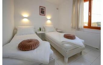 Awesome Home In Pokrovnik W/ Outdoor Swimming Pool, Jacuzzi And 3 Bedrooms