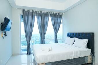 Minimalist Studio Apartment At Puri Mansion By Travelio