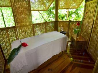 Hotel Bay View Eco Resort & Spa