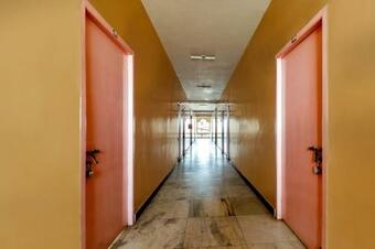 Oyo 71454 Hotel Viknesh Residency