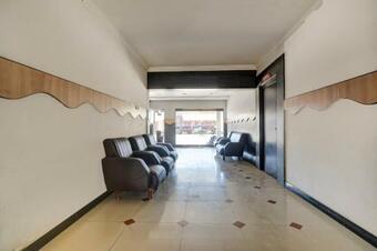 Hotel Oyo Flagship 43289 Srikrishnan Residency Raja Mill Rd