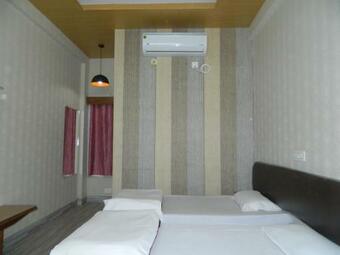 Hotel Shivani Palace