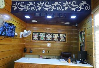 Hotel Anandha Grand Lodge