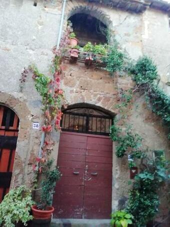 House With 3 Bedrooms In Barbarano Romano With Furnished Terrace 25 Km From The Beach