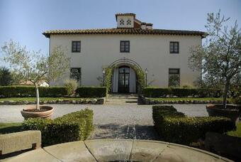 Fattoria Montecchio Villa Sleeps 18 Pool Air Con