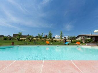 Premium Holiday Home In Marsciano With Swimming Pool
