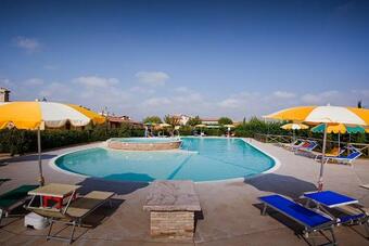 Roncaglia Villa Sleeps 4 Pool Air Con Wifi