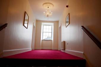 Hostal Ashbrook Arms Townhouse And Restaurant