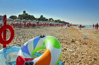 Apartamento Holiday Resort Comprensorio Mediterraneo Resort Pineto - Iab01236-cya