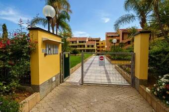 Apartamento Garage, Piscina, Accesso A Mare E Pista Ciclabile