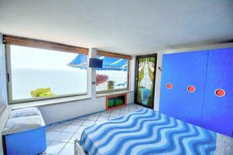 Raito Villa Sleeps 6 Air Con