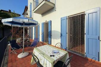 Mezzegra Villa Sleeps 3 Pool Wifi