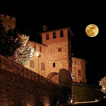 Casa Tea Bed And Breakfast & Esmeralda Home Restaurant