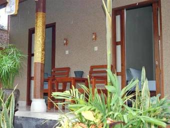 Hostal Toke Menjangan