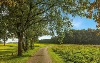 Stunning Home In Neede W/ Wifi And 3 Bedrooms