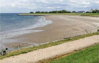 Beautiful Apartment In Yerseke W/ Sauna, Wifi And 2 Bedrooms