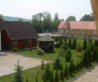 Csal�dbar�t Fah�z