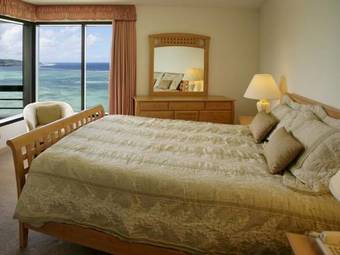 Hotel Alupang Beach Tower