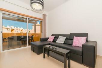 Apartamento A 15min Walk From Cabanas, Pool, Bbq And Big Terrace, Wifi And Air Conditioning