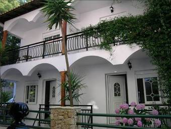 Aparthotel Glikadi Hotel