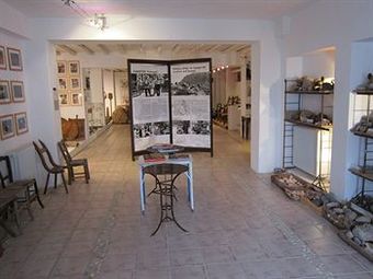 Hotel Lefkes Village