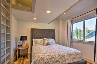 Adventure Retreat With Mtn Views, 1 Mi To Lake!