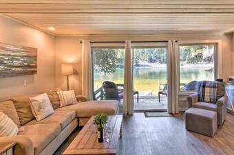 Peaceful Cabin On Lake San Cristobal With Canoe
