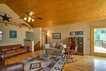 Serene Mtn Home With Decks Hike, Bike, And Raft Nearby