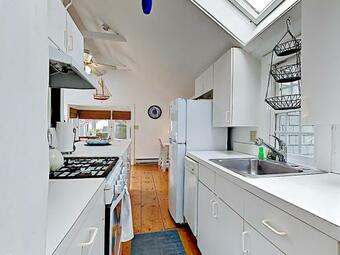 New Listing! Cape Cod Cottage ? 100 Yards To Beach Cottage