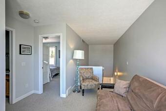 Manistee Getaway With Pool Access Walk To Beach!
