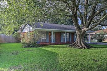 Long Beach Hideaway - Walk To Ocean, Shops, Bars!