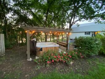 Apartamento 2 Bdr Suite Right On Lake Tablerock Near Big Cedar Lodge Red Bud Cove
