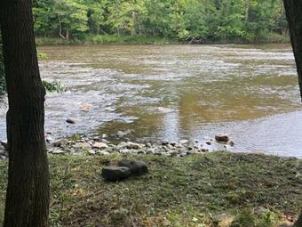 Tentrr Signature - Historic Hudson Valley Riverside Hemp Farm