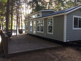 Waterfront Two Bedroom #14 At Long Cove Resort