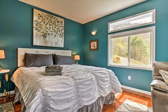 Private Blue Ridge Home With Mountain Views And Hot Tub