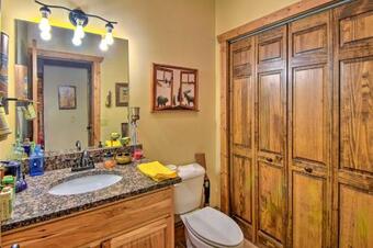 Avalon Woods Riverfront Retreat Walk To Waterfall