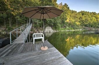 Lakefront Eucha House With Large Deck And Private Dock!
