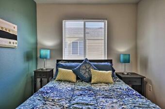 Relaxing Townhome With Patio 25 Mi To Portland