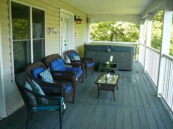 Smokie Mountain Lake House