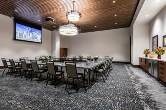 7 Cedars Hotel & Casino