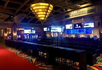Hotel The Inn At Charles Town / Hollywood Casino