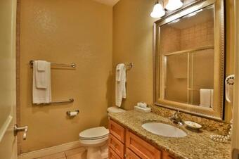Apartamento Unit 411b 1bd 1ba Efficiency Condo Condo