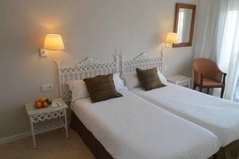 Hotel Apartamentos Cala Santanyi