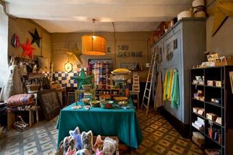 Hostal Hotel Des Colonnes-maison D'h�tes Depuis 2009