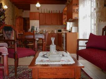 Alexandros Villa