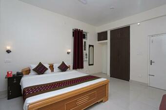 Hotel Oyo 11560 Citi Residency