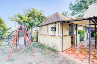 Oyo 24125 Hotel Aakash