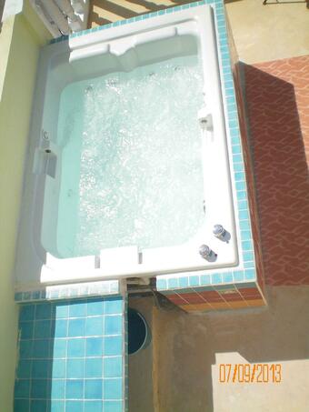 Hotel Cancun Guest House 4 Terrace Tub
