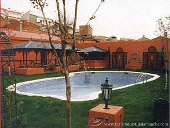 Hotel Parque Caba�eros
